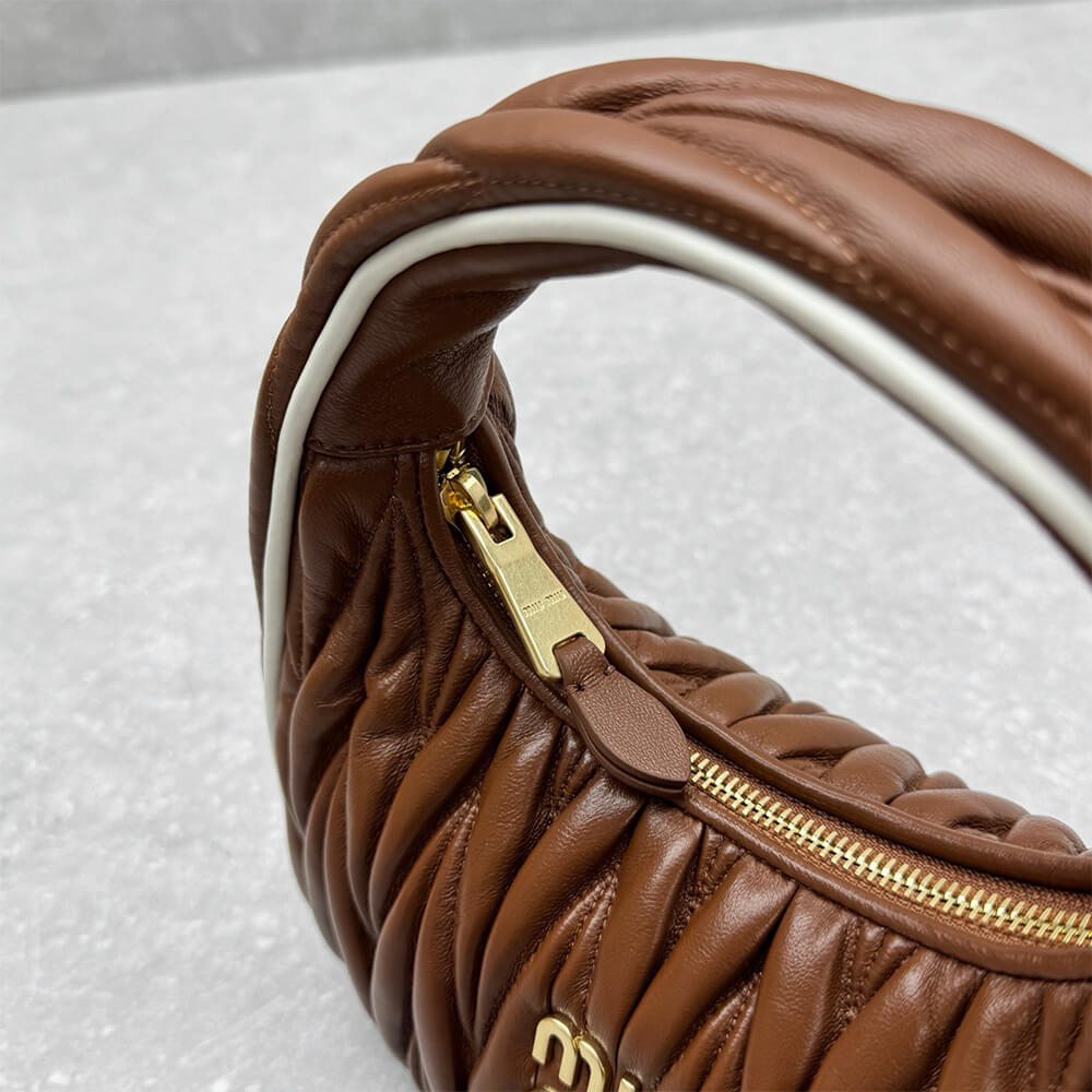 M1um1u Wander matelassé nappa leather bag(HIGH-END GRADE)
