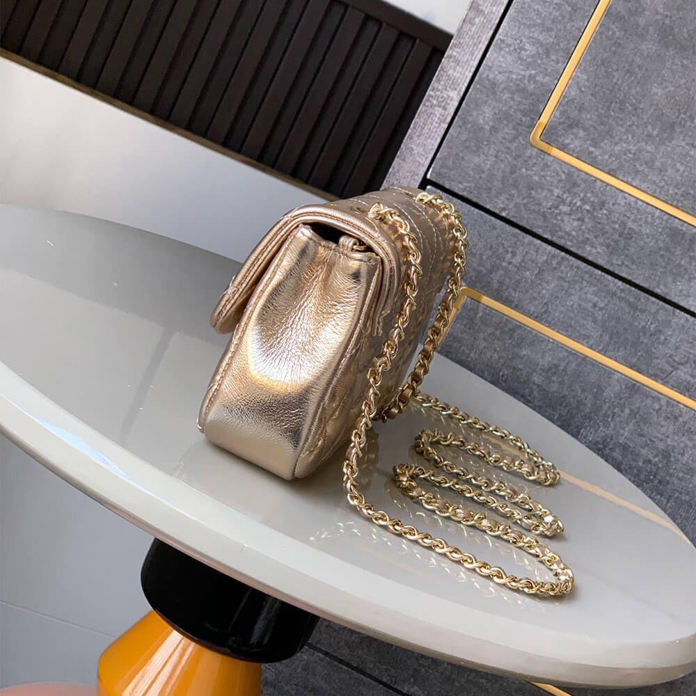 Ch**el FLAP PHONE HOLDER WITH CHAIN(HIGH-END GRADE)