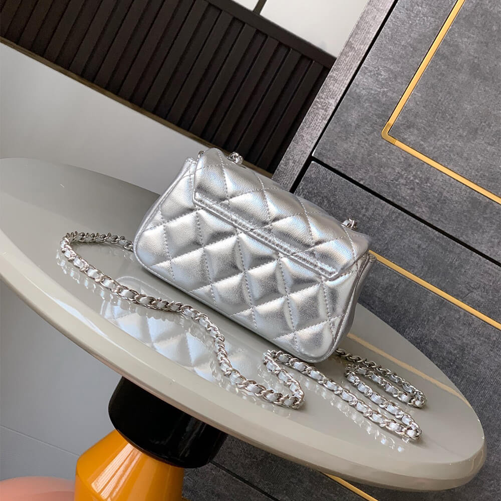 Ch**el Clutch with Chain(HIGH-END GRADE)