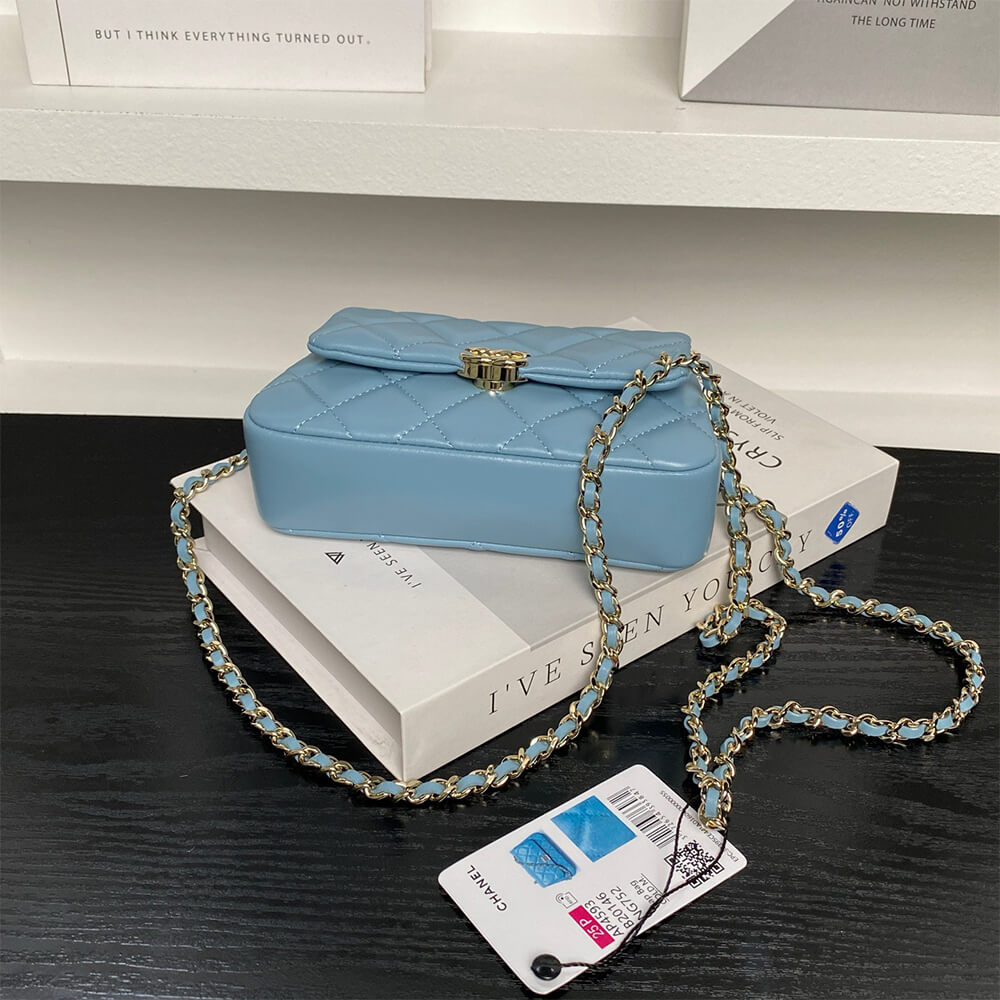Ch**el Clutch with Chain(HIGH-END GRADE)