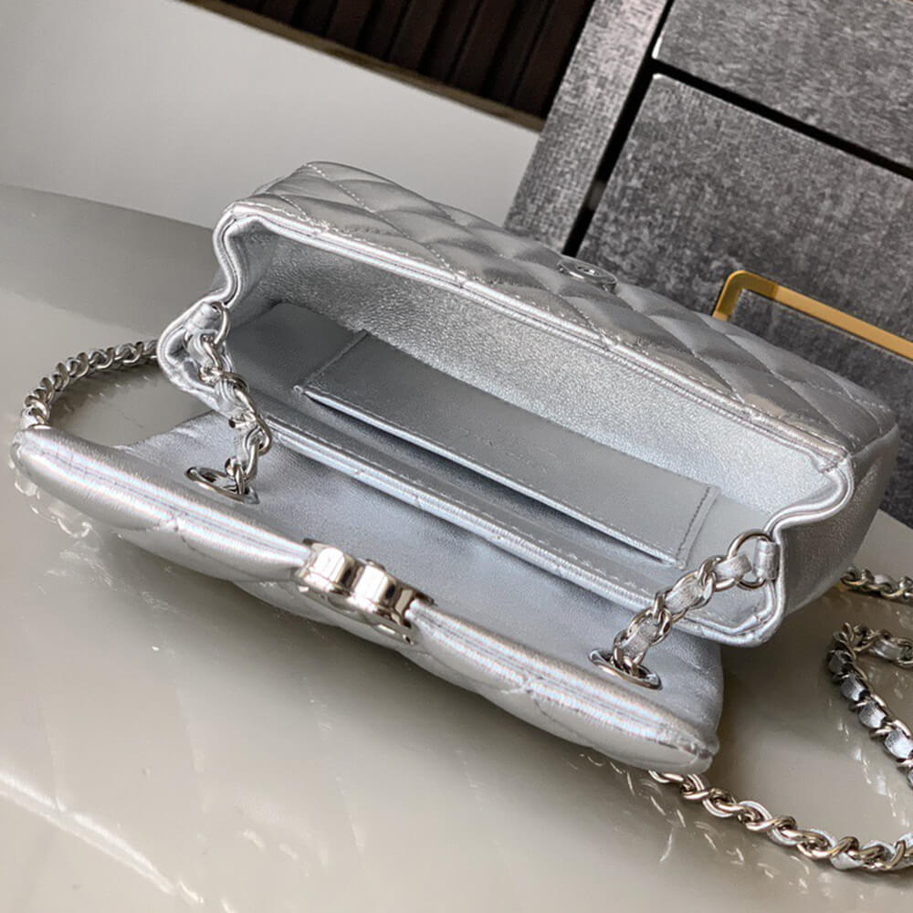 Ch**el Clutch with Chain(HIGH-END GRADE)