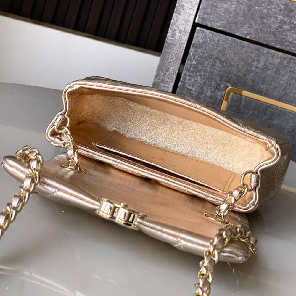 Ch**el Clutch with Chain(HIGH-END GRADE)