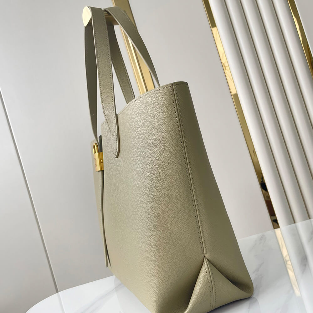 LV Low Key Cabas MM(high-end grade)