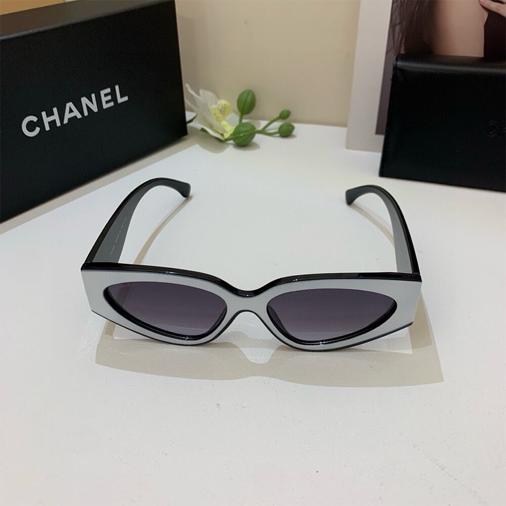 Ch**el SUNGLASSES