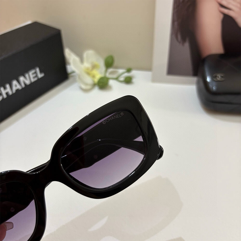Ch**el SUNGLASSES