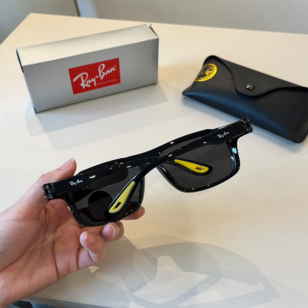 RAY-BAN SUNGLASSES