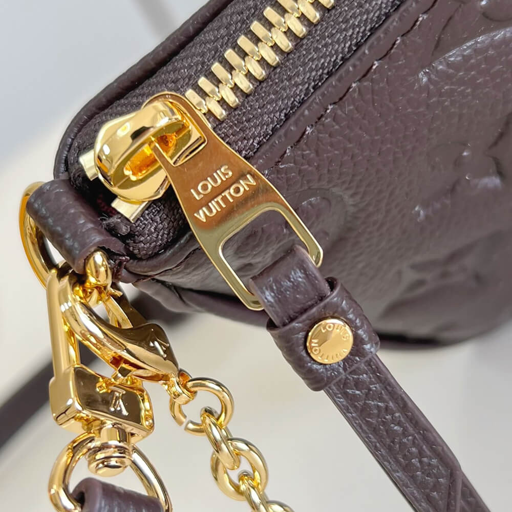 LV Easy Pouch