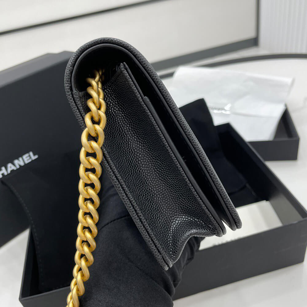 Ch**el BOY Ch**el Wallet On Chain(high-end grade)