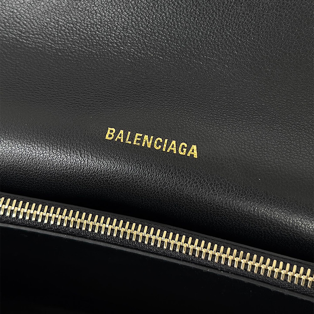 Ba1en*iaga Women’s Crush Chain Bag Large(HIGH-END GRADE)