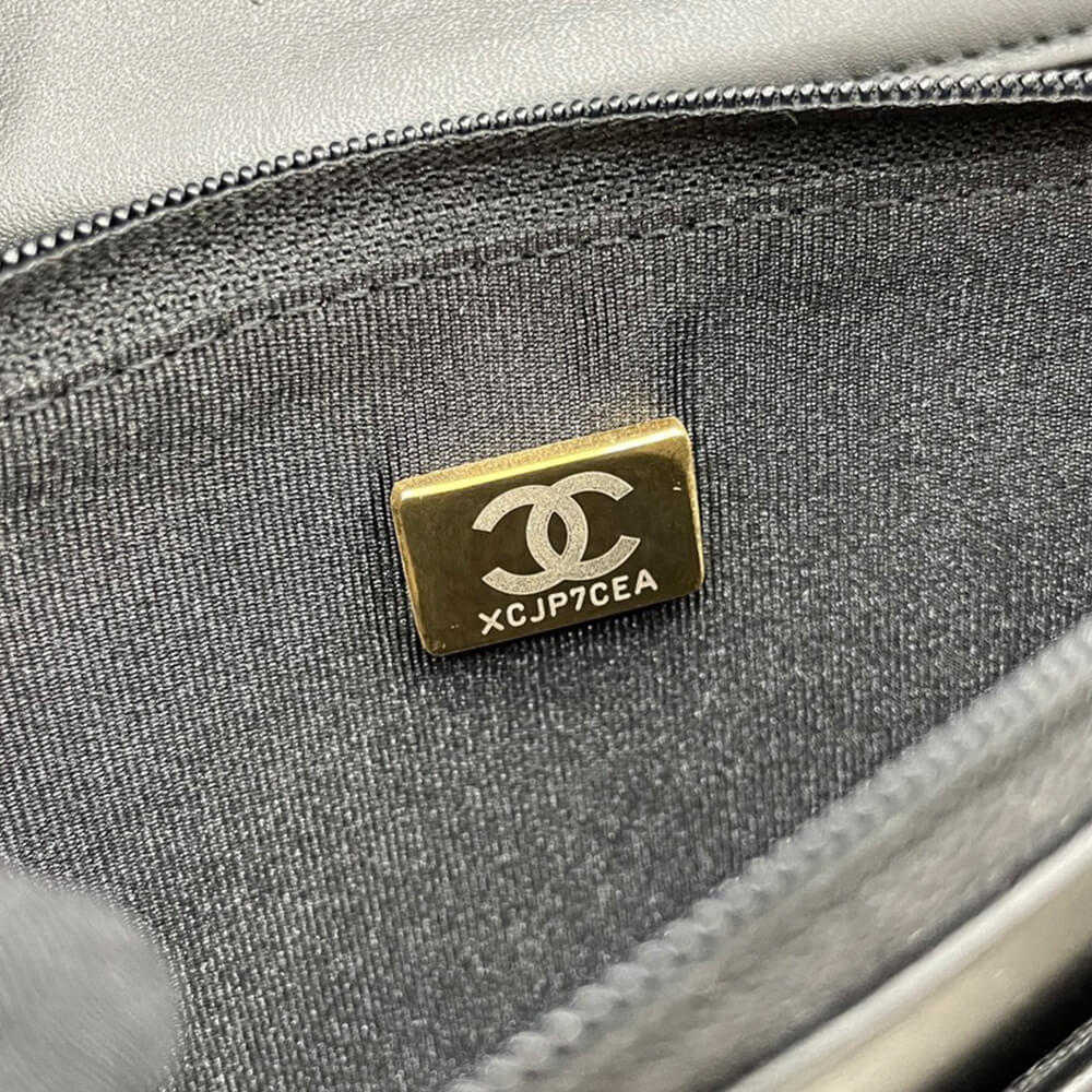 Ch**el BOY Ch**el Wallet On Chain(high-end grade)