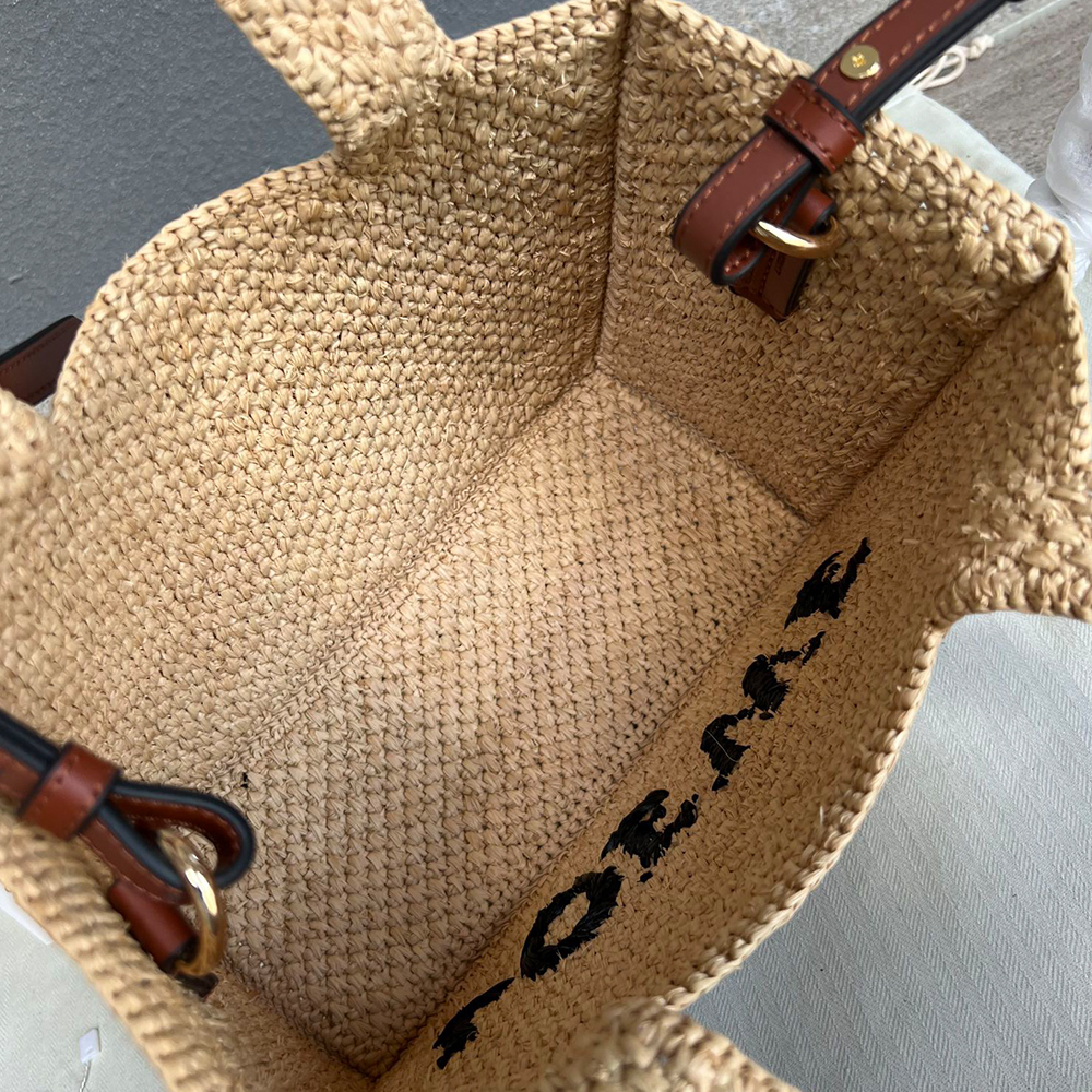 Small L0ew* Font tote in raffia (HIGH-END GRADE)