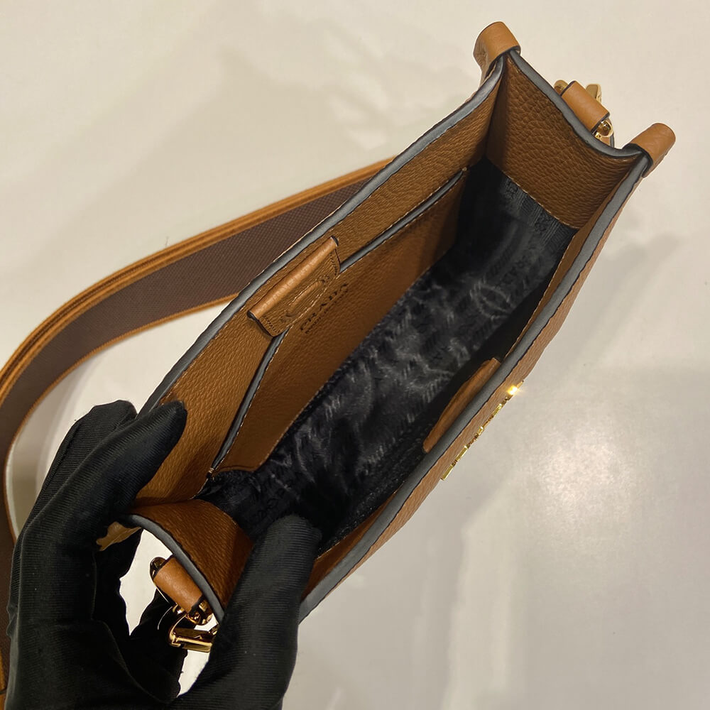 Pra*a Leather mini shoulder bag(HIGH-END GRADE)