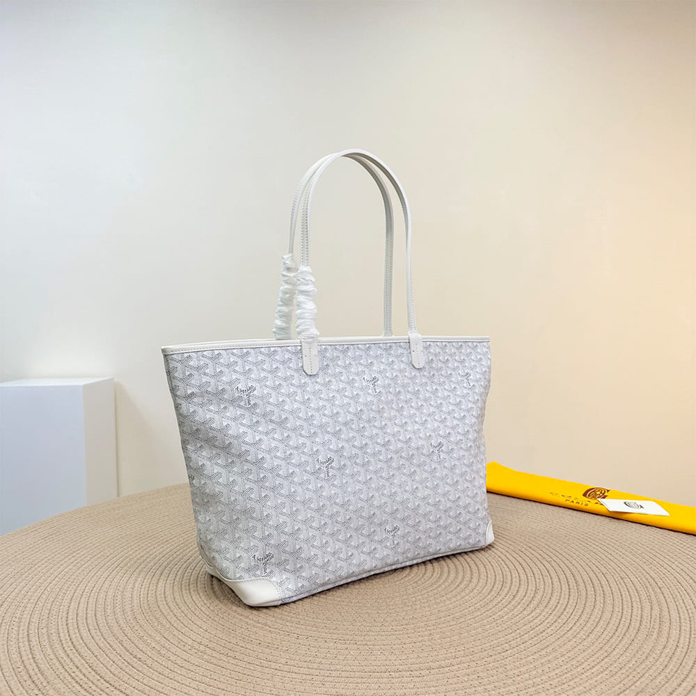G09ard Artois MM Bag