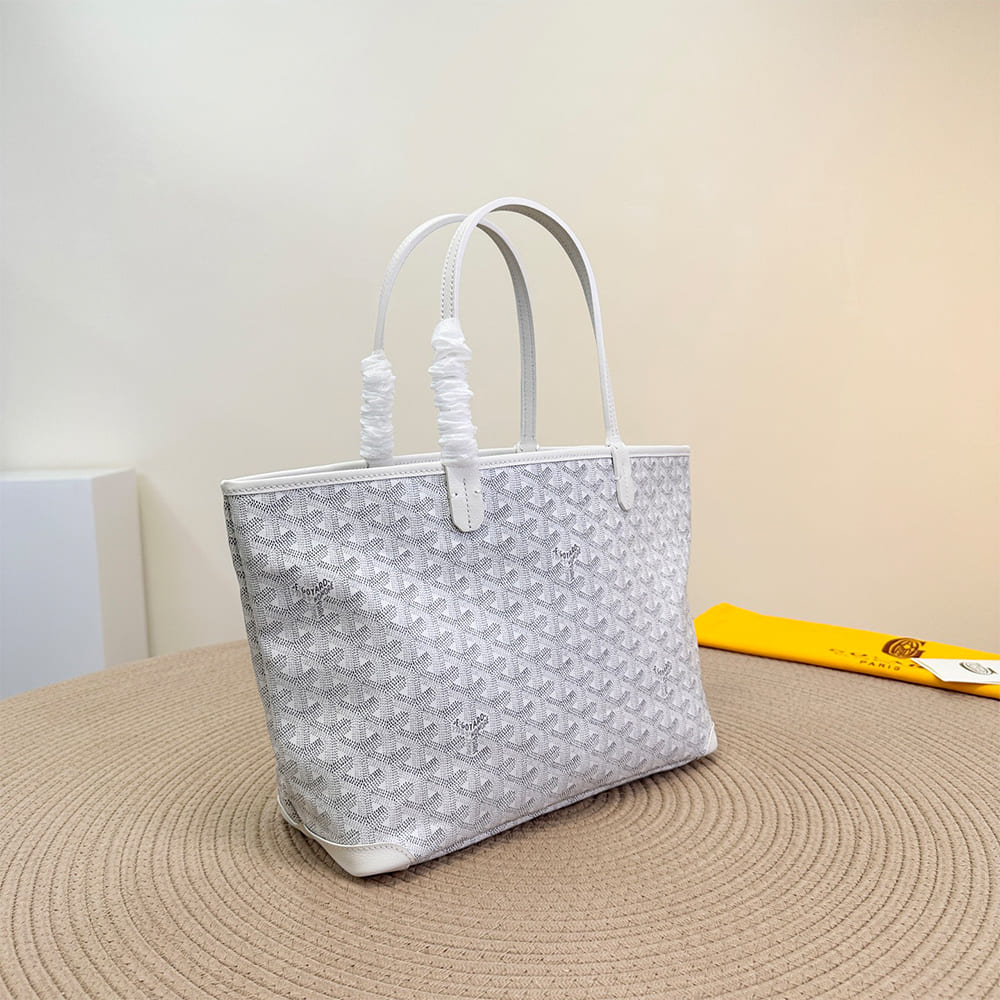 G09ard Artois PM Bag