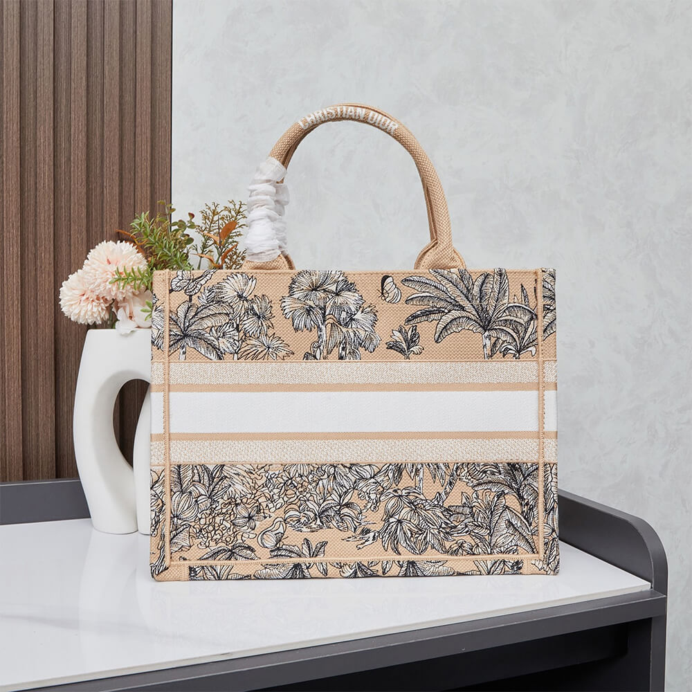 D10r D10riviera Medium D10r Book Tote