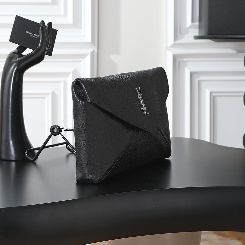 Y51 CASSANDRE large envelope pouch in lambskin(HIGH-END GRADE)