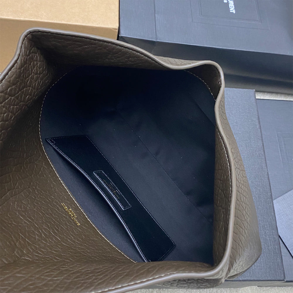 Y51 CASSANDRE large envelope pouch in lambskin(HIGH-END GRADE)