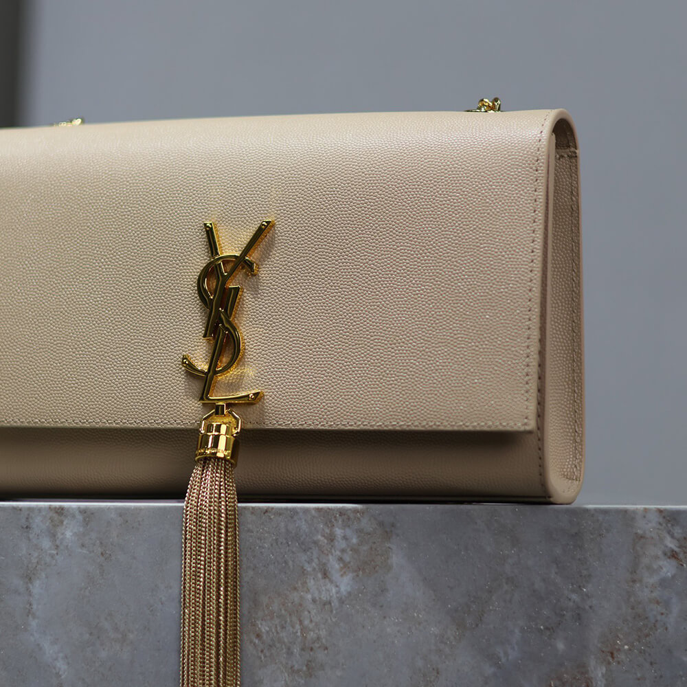 Y51 kate medium in grain de poudre embossed leather(HIGH-END GRADE)