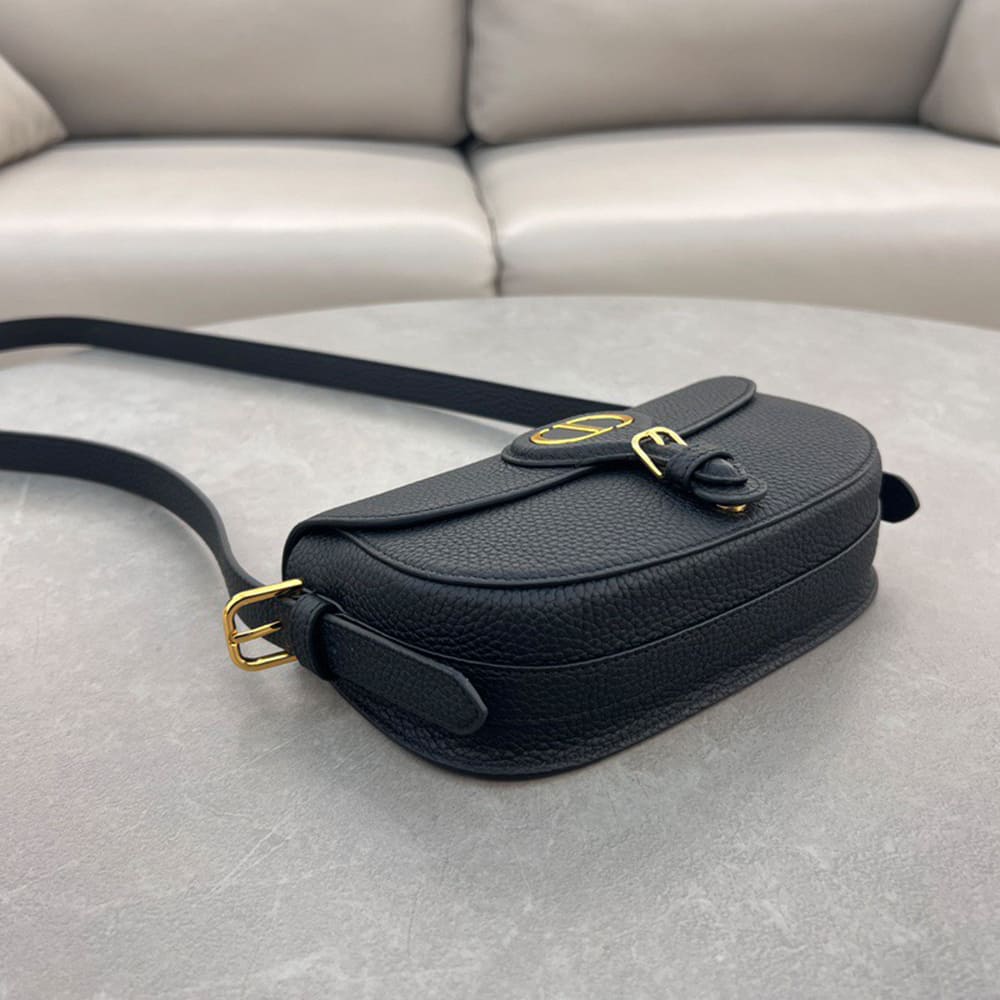 D10r Bobby East-West Bag