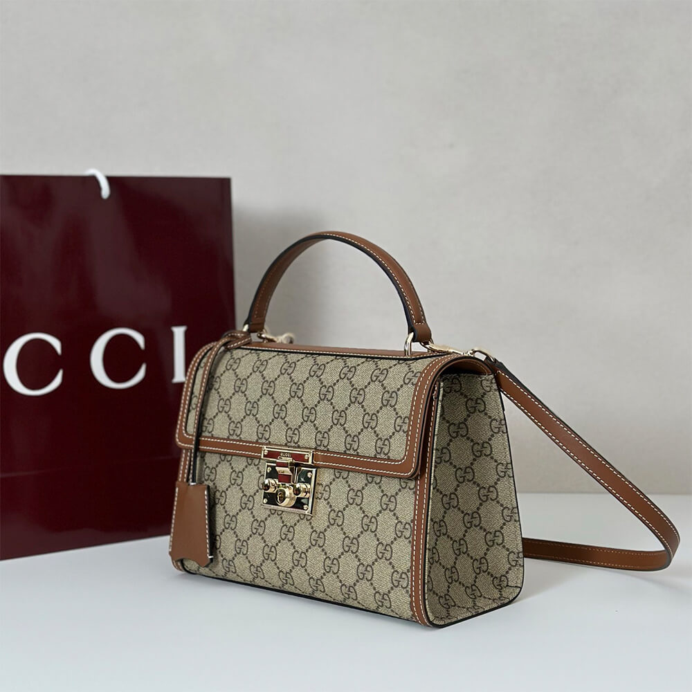 Gvc*1 Padlock medium top handle bag