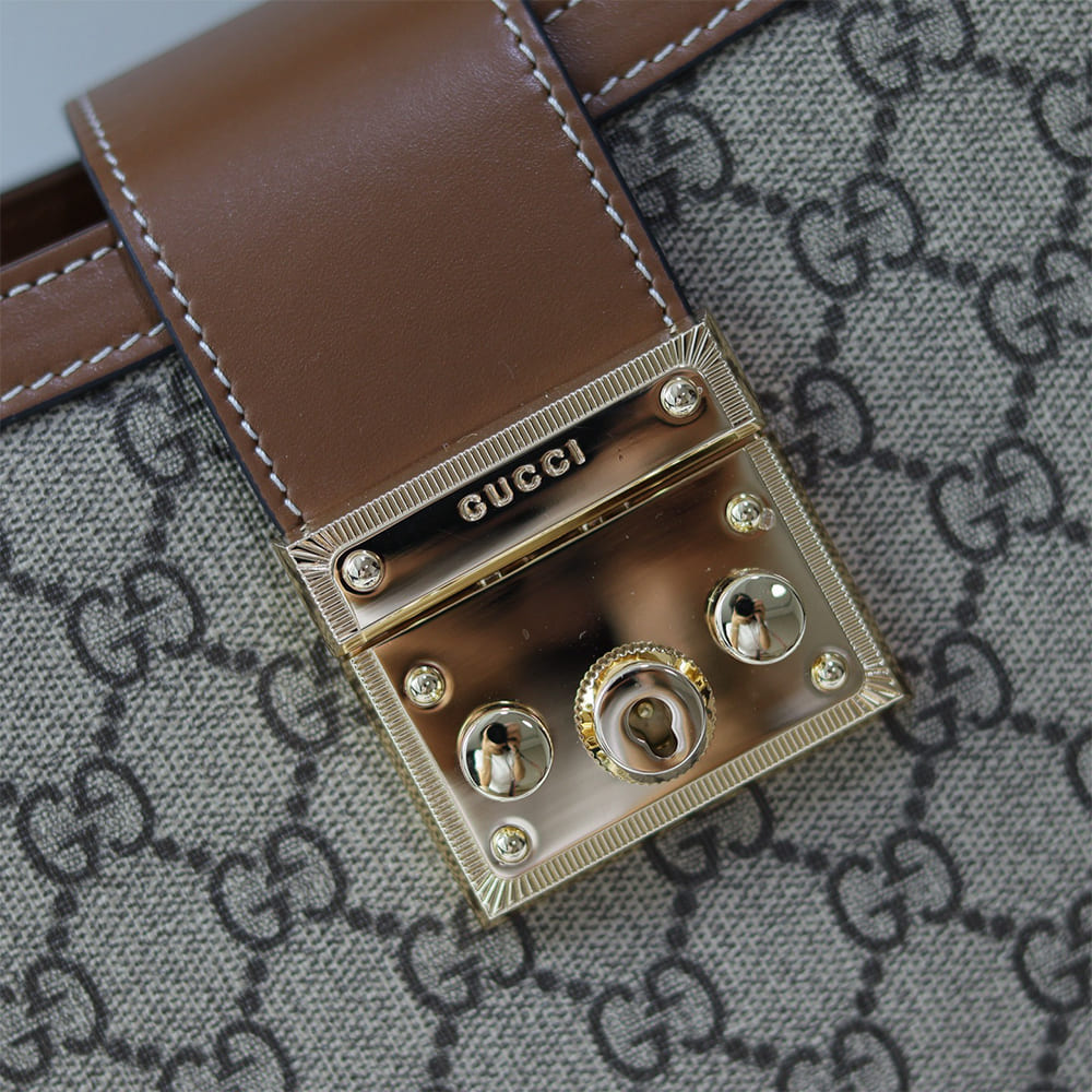 Gvc*1 Padlock medium top handle bag