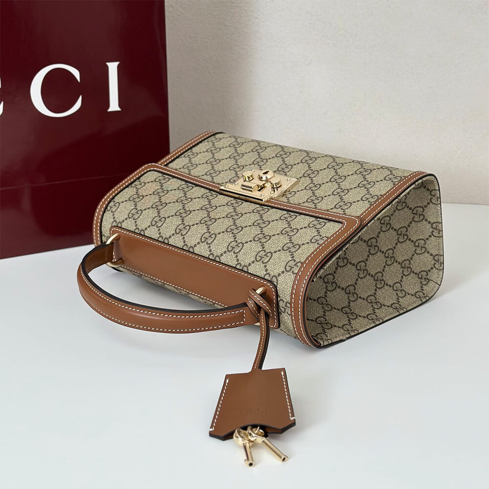 Gvc*1 Padlock medium top handle bag